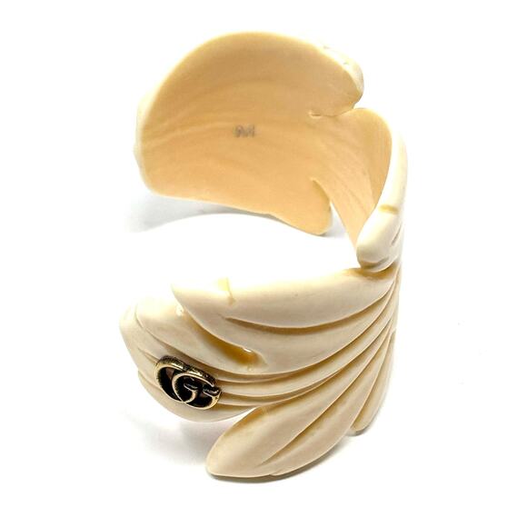 Gucci Leaf Cuff Bracelet - Picture 16 of 16